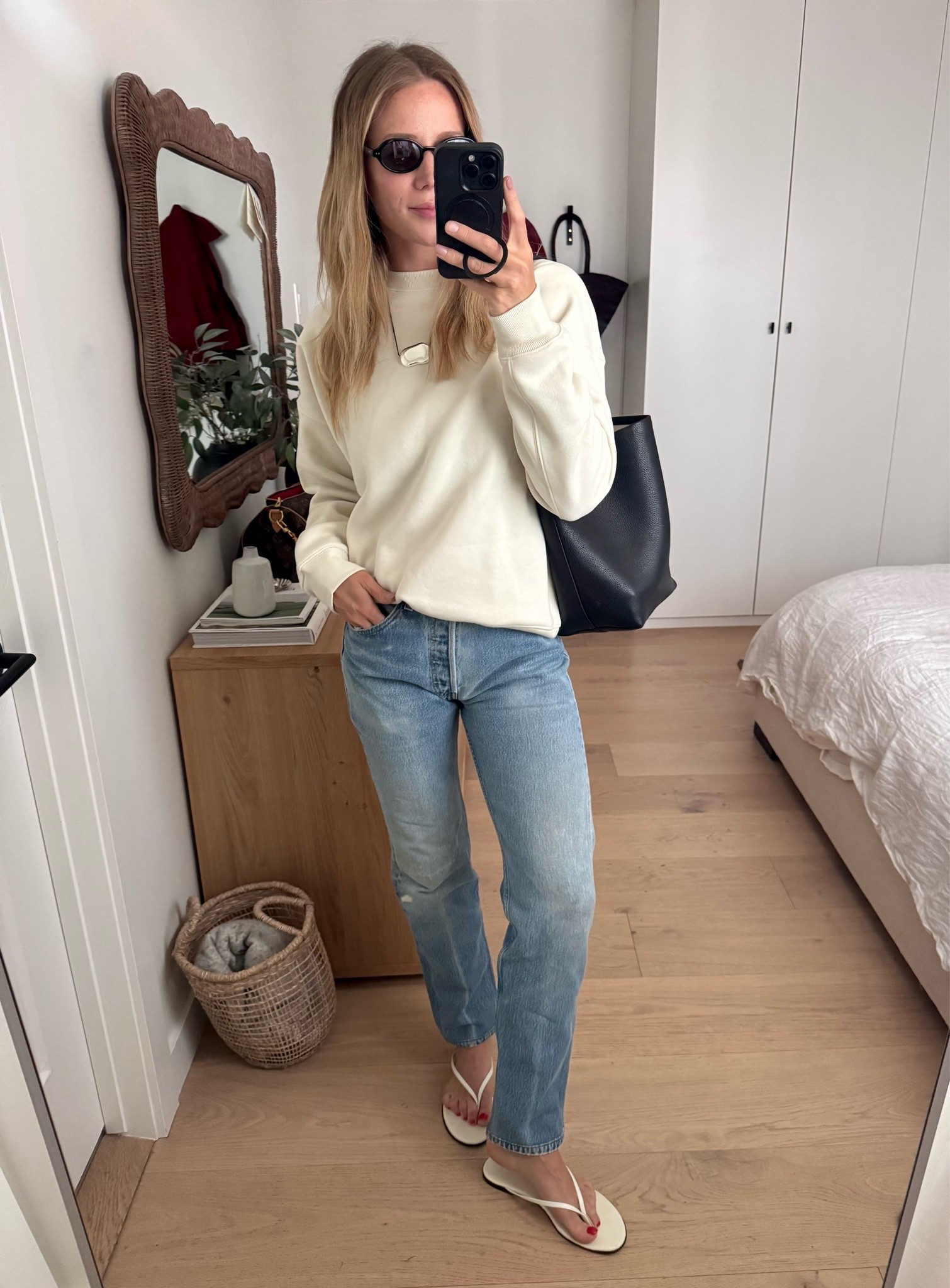 Quince faves — Mallorca sunglasses, Everyday fleece sweatshirt (wearing a small), and the black soft leather bucket bag! Affordable, quality pieces.

#LTKcanada #LTKstyletip #LTKbag