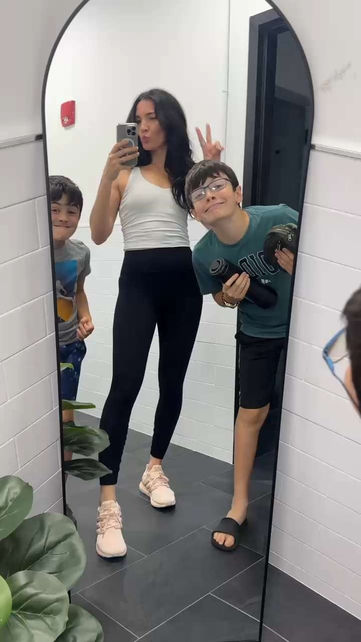 GYM OOTD 

 

#LTKSeasonal #LTKActive #LTKShoeCrush