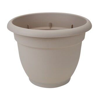 Bloem 13-in W x 10.25-in H Off-white Plastic Traditional Indoor/Outdoor Planter | Lowe's
