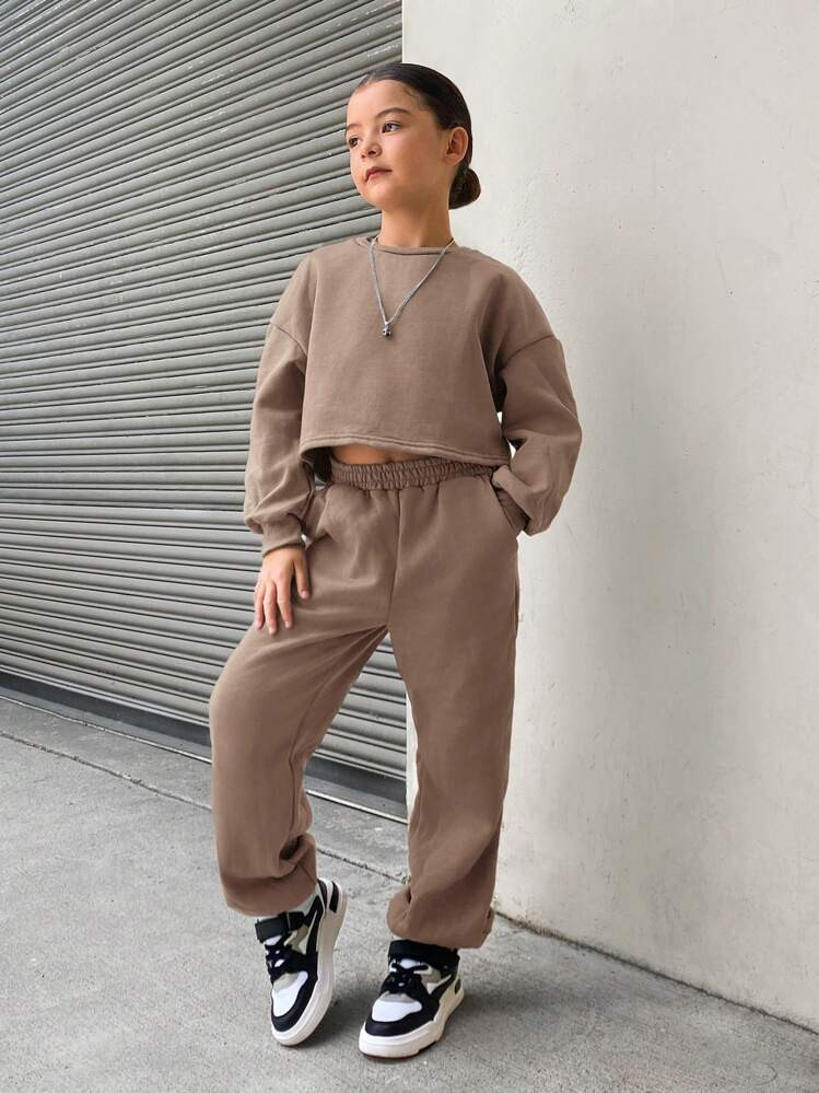 SHEIN 2pcs/Set Tween Girls Relaxed Vintage Cropped Crew Neck Sweatshirt And Solid Color Jogger Pants Sportwear Set | SHEIN