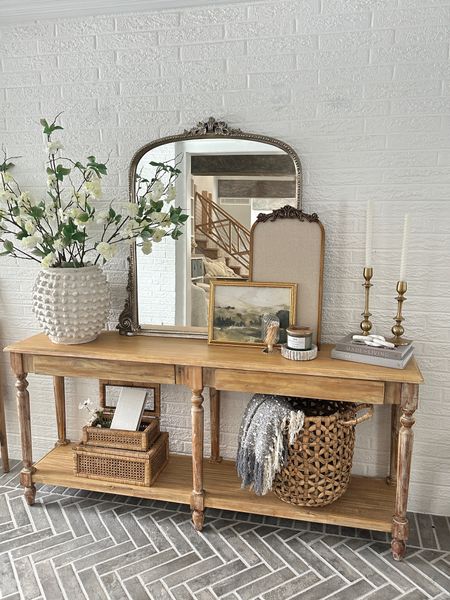 Entryway
Console table styling

#LTKhome