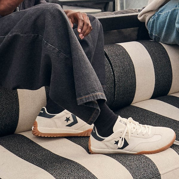 Converse Run Star Trainer Low-Top Sneaker - Egret / Black / Honey | Journeys