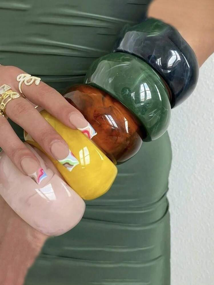 1pc Asymmetrical Wide Resin Bracelet For Women, Fashionable And Versatile | SHEIN