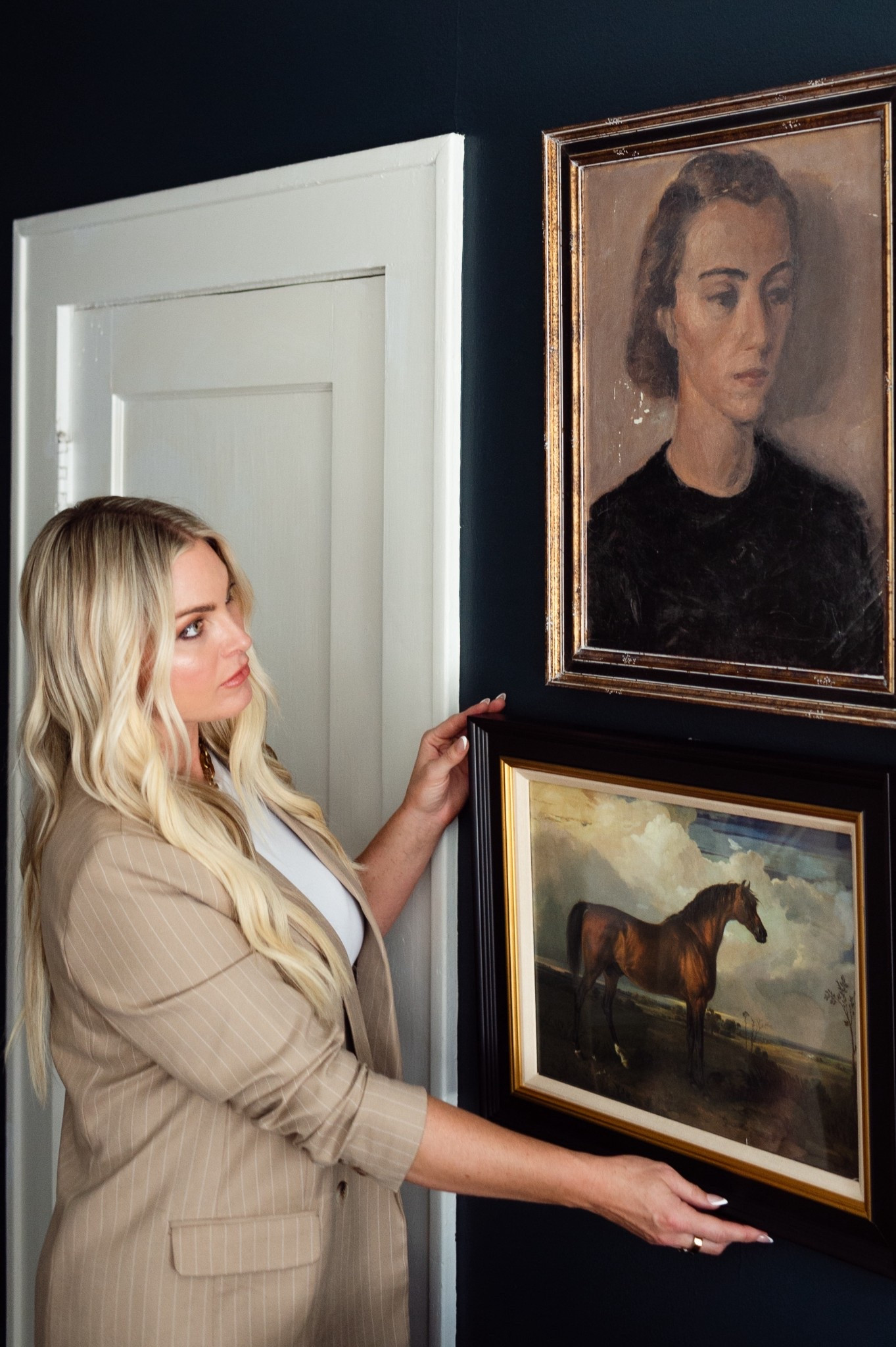 A well-curated gallery wall is more than just art—it's a reflection of you. Whether you're styling a Highland Park hallway or a modern Uptown loft, here’s how to get it right:

🖼️ Mix It Up – Combine different sizes, frames, and even mediums. Try art, photography, and personal mementos.
📐 Plan Before You Hang – Lay it out on the floor first or use painter’s tape to map it on the wall.
🎯 Anchor with Intention – Start with one key piece and build out, keeping balance (not symmetry) in mind.
🌟 Make It Personal – Your gallery wall should tell your story. Don’t be afraid to include unexpected pieces that speak to you.

Need help curating your perfect wall? That’s what I’m here for. 🤍

#DallasInteriorDesigner #GalleryWallGoals #DesignTips #HomeStyleDallas #InteriorInspo #TexasHomes #MorganPageDesigns 

#LTKHome