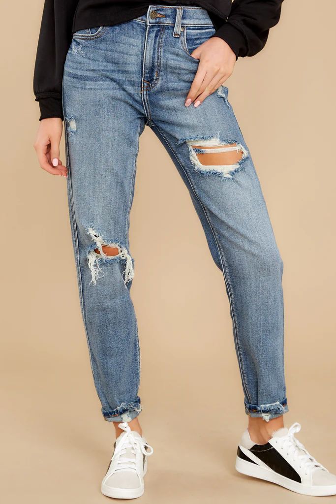 Don't Give Up Medium Wash Distressed Boyfriend Jeans | Red Dress 