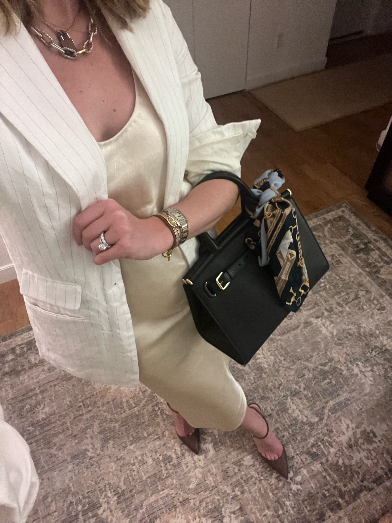 Summer blazer, day to night look 

Theory 
Banana republic 
Ralph Lauren 
Jcrew

#LTKWorkwear #LTKSeasonal #LTKSaleAlert
