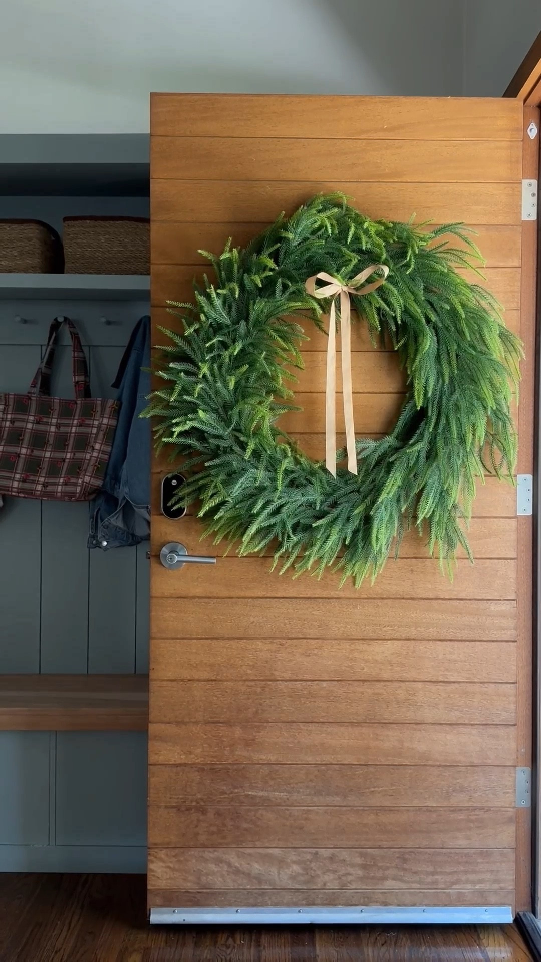  this is your sign to get an oversized wreath — i am obsessed. because it’s the holidays, so go big or (stay) home?

it’s under $100 and it’s on prime ✨

i tied a big bow with some ribbon i had and then just clipped it on with a bobby pin. 

#LTKSeasonal #LTKHoliday #LTKFindsUnder100