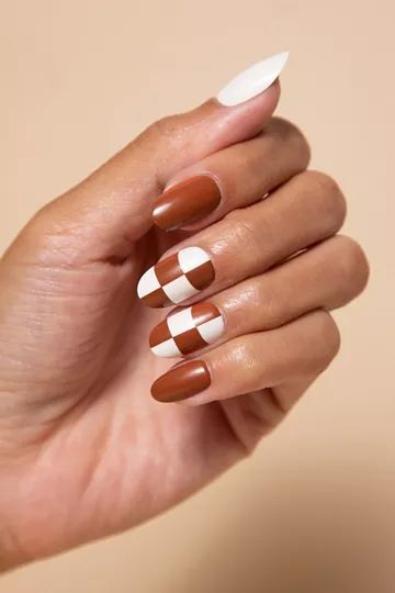 Chillhouse Chill Tips Press-On Manicure Kit | Urban Outfitters (US and RoW)