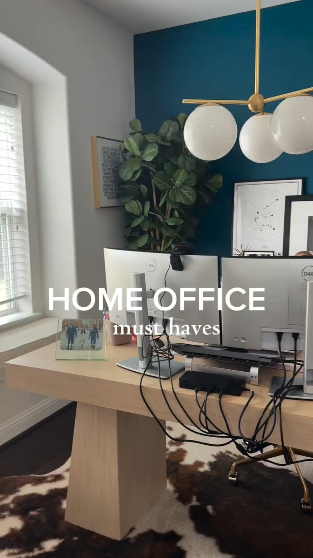 Sharing my favorite Home Office must haves:

If you work from home you’re more than liking well over 40hrs a week so might as well center your home office solely around your needs. 

My must have was a nice sized desk bc I use 2-3 monitors at a time. 

Comment “Office” to shop my Home Office

Thanks for liking, sharing, and supporting my content 💕

Home Decor | Home Interior | Modern Organic Home | Home Styling | interior Home Decor | Home Office

#homeofficeinspo #homeofficedesign #homeofficeinspiration #officeinspiration #deskdecor