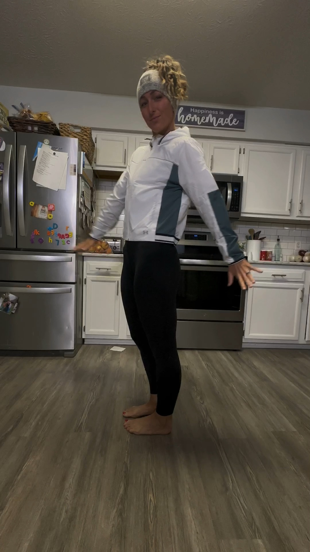 This is an AMAZING winter running jacket! It’s warm and really breaks the wind!