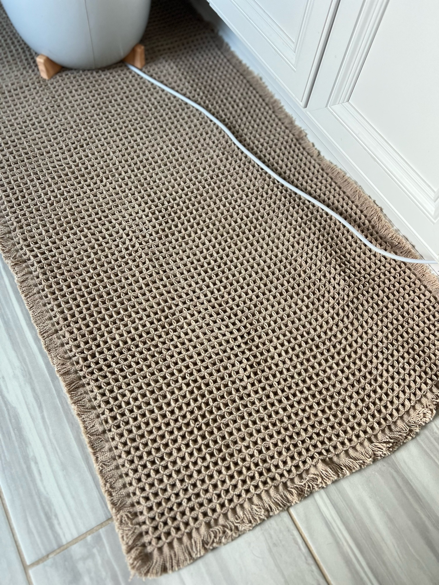 I DIEEEE OVER THESE BATH MATS

ON SALE ‼️‼️‼️

#LTKStyleTip #LTKSummerSales #LTKSaleAlert