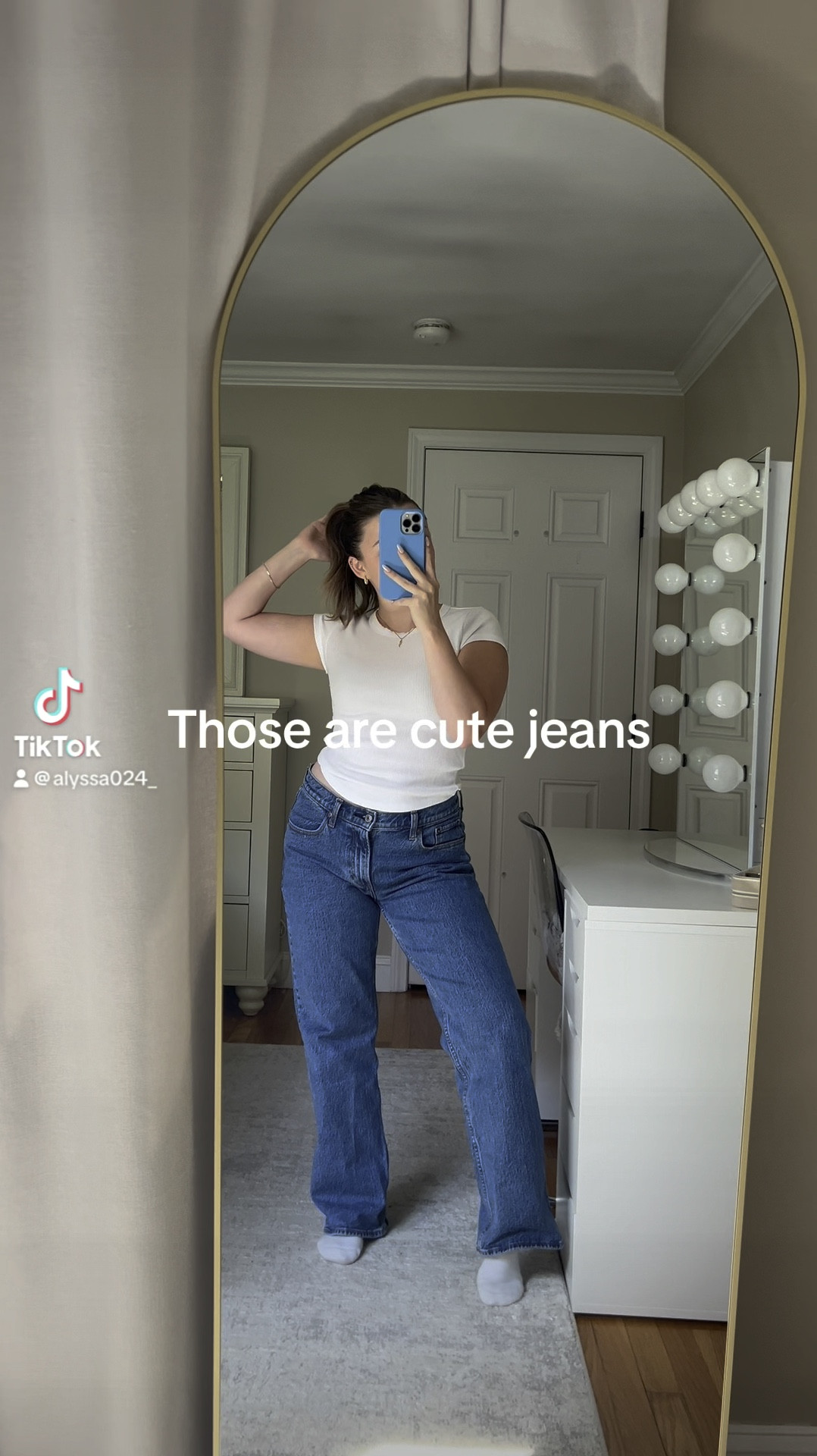 You ARE cute jeans 😍 details below!

top: small
bottoms: 26 short

#LTKStyleTip #LTKSeasonal #LTKBeauty