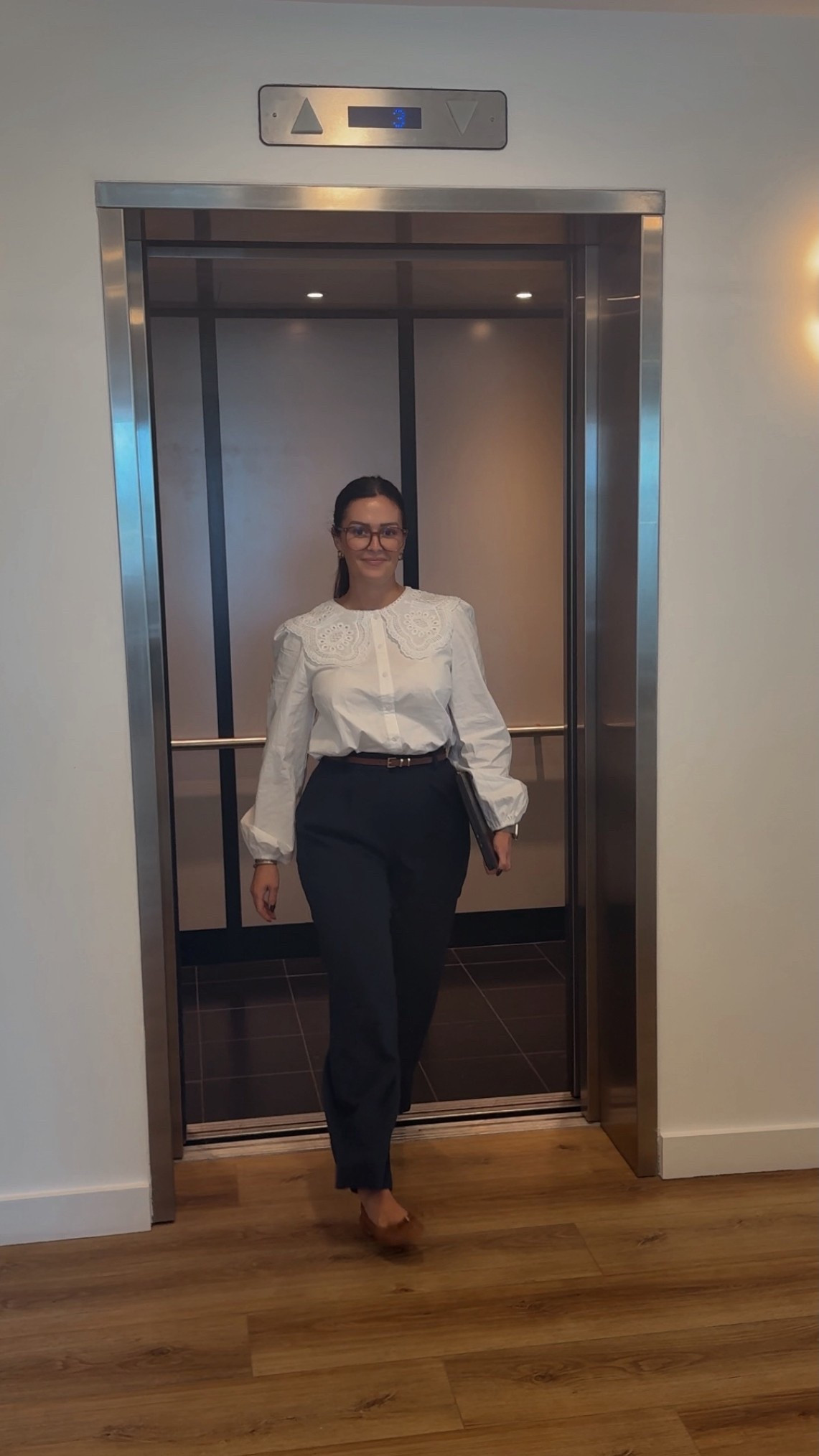Corporate workwear outfit 💼

Abercrombie slone trousers (my absolute fave!) Wearing a size 28 

#LTKcurves #LTKworkwear #LTKuk