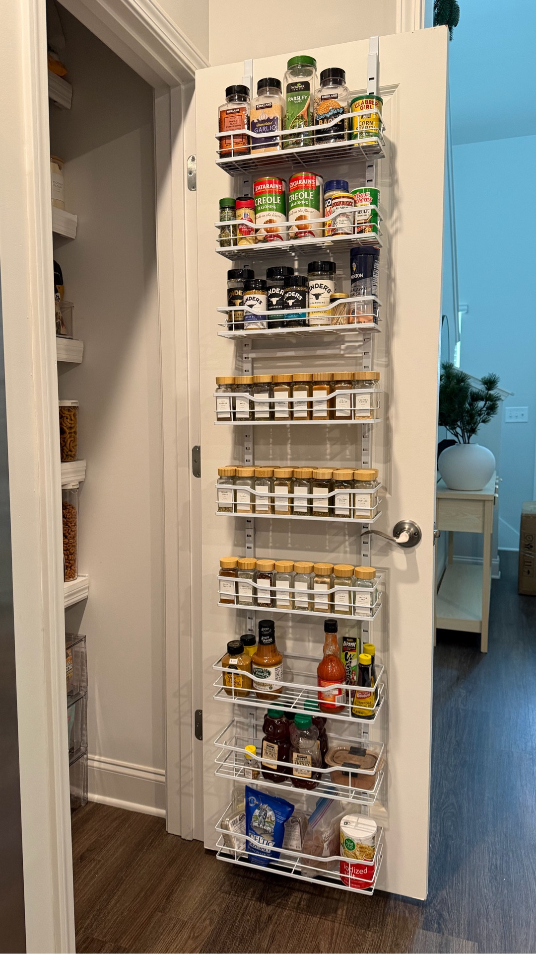 If I needed to create more space in a small pantry, this would be my number 1 addition!  This over the door pantry organizer helps maximize your space to the fullest and can also be used in a linen closet or a bathroom as well!  Such a versatile organizer and a fantastic Amazon find!!  

#amazonfind #amazonhomefind #organizer #favoritefindsonamazon #pantryorganizer

#LTKFindsUnder50 #LTKHome #LTKmomlife