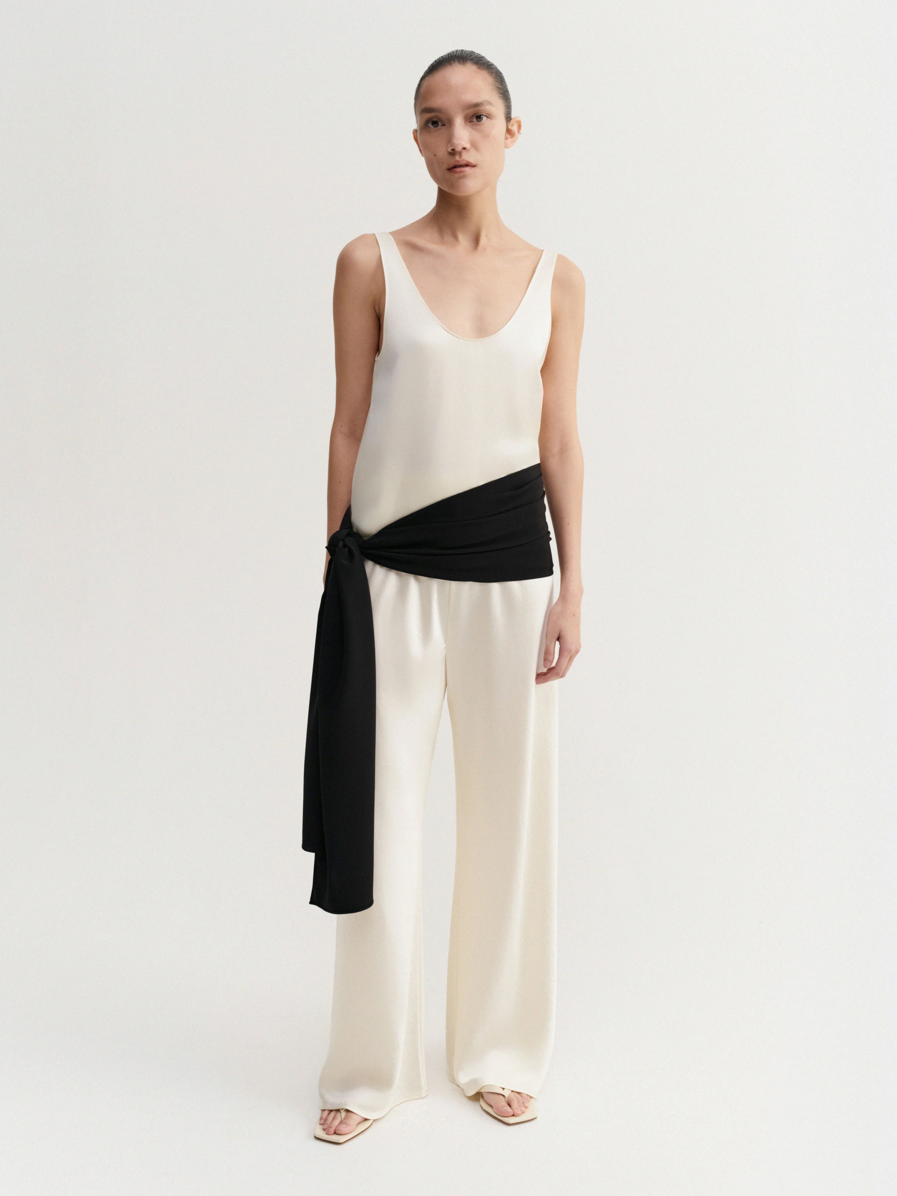 Romy Satin Top, vanilla | Almada Label