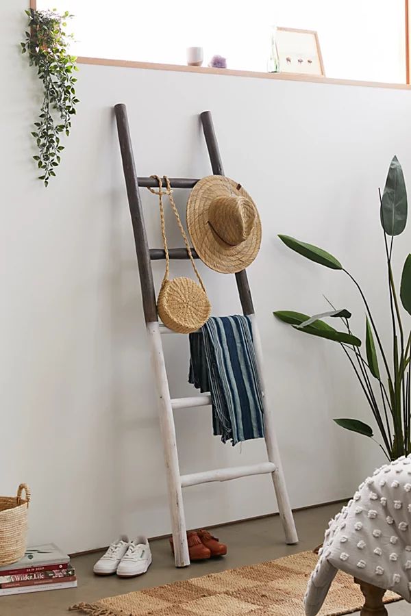 Leaning Blanket Ladder in Brown at Urban Outfitters | Urban Outfitters (US and RoW)