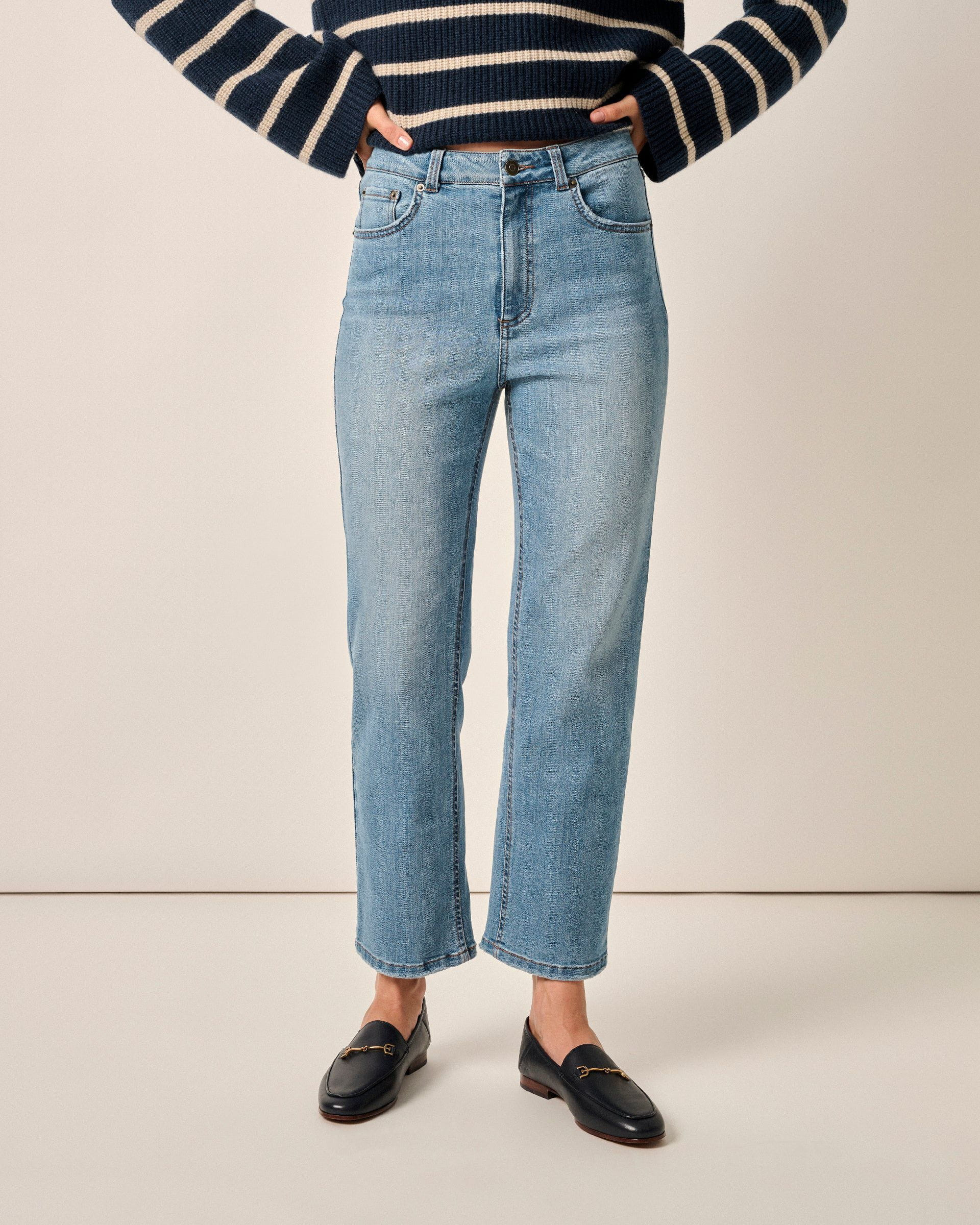 Savanah Light Everyday Wash Jean | johnnie O