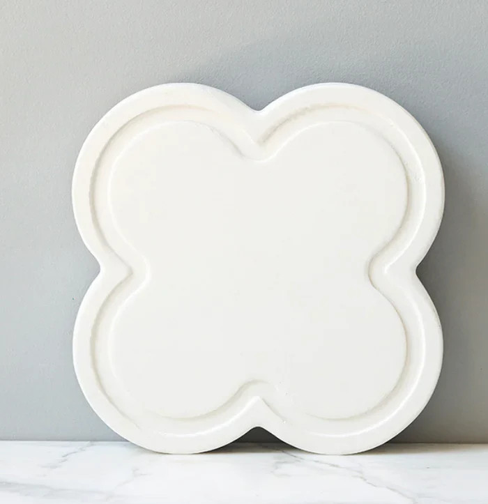 Quatrefoil Serving Board | House of Blum