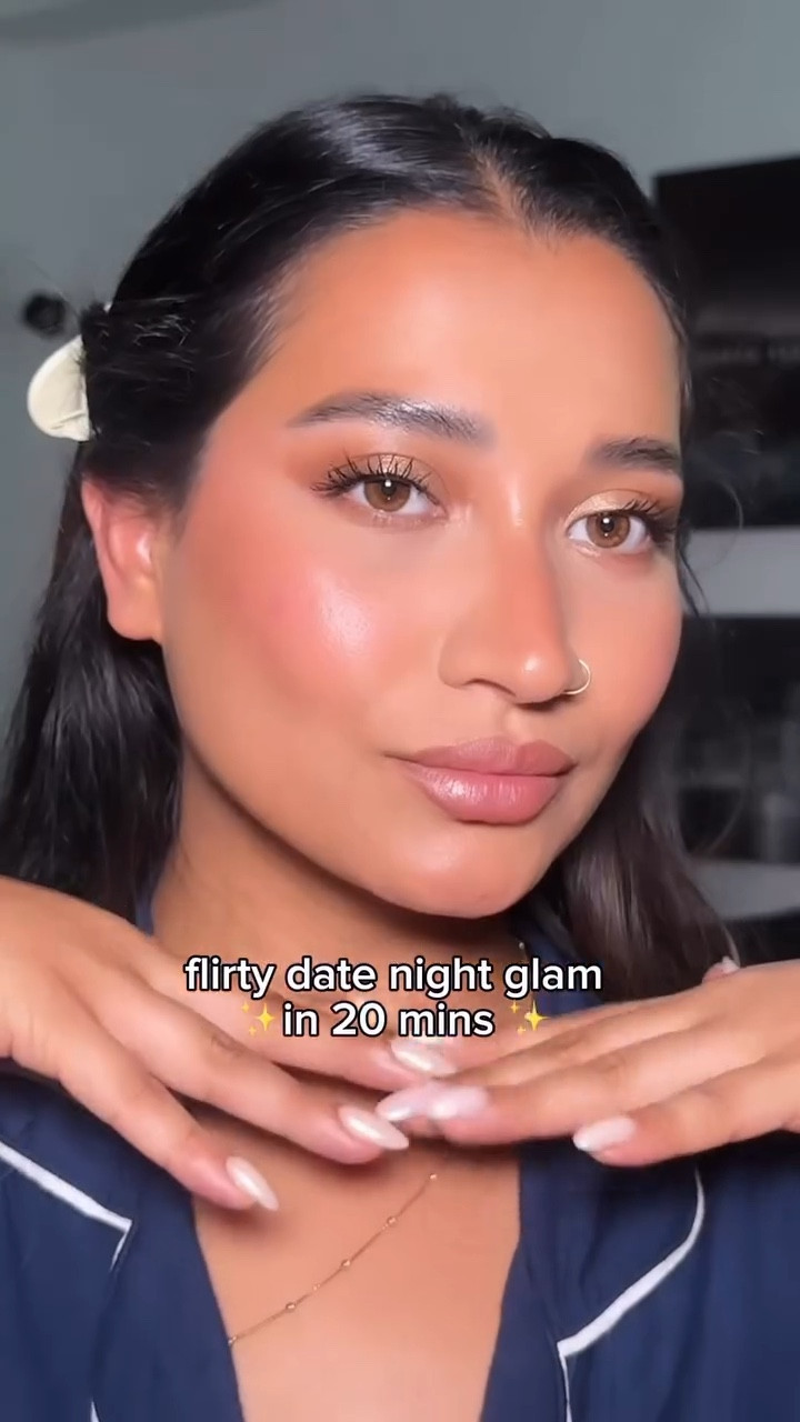 One of my fave glam 

Products used:

Eyes:
@formlessbeautybyjenny eyeshadow 
@milkmakeup mascara 
 @grandecosmetics lash separator 

Base: 
@orcecosmetics foundation 
@lancomeofficial concealer 
@winky_lux bronzer 
@ciatelondon blush cream and powder 
@makeupbymario setting powder 
@urbandecaycosmetics setting spray 

Lips: 
@tower28beauty lip liner 
@buxomcosmetics lip liner 
@ciatelondon blush 

•
•
•
•
#grwmmakeup #easymakeup #datenightmakeup #makeupproducts #wakeupandmakeup #makeupvideos #viral #pov #girls #makeuptutorial #makeuplover #makeuplook #ugccreator #nycinfluencer #explore #explorepage #beauty 

•
•
•
•

#LTKFindsUnder50 #LTKVideo #LTKBeauty