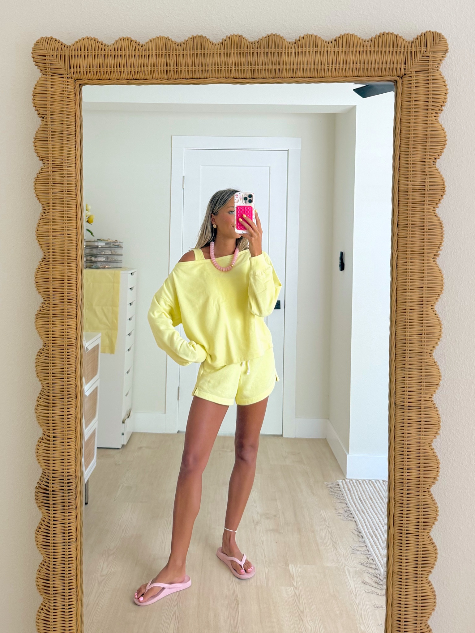 @abercrombie Memorial Day weekend finds ⭐️ all your fav denim, dresses and summer staples. wearing an XS / 24R. #abercrombiepartner #ltkit #shopltk

#LTKootd