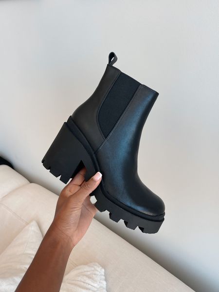 Classic, black Chelsea boots for fall! So glad these are making a comeback. The chunky lug sole is super easy to walk in! Fit is true to size 🖤 #stevemadden

#LTKshoecrush