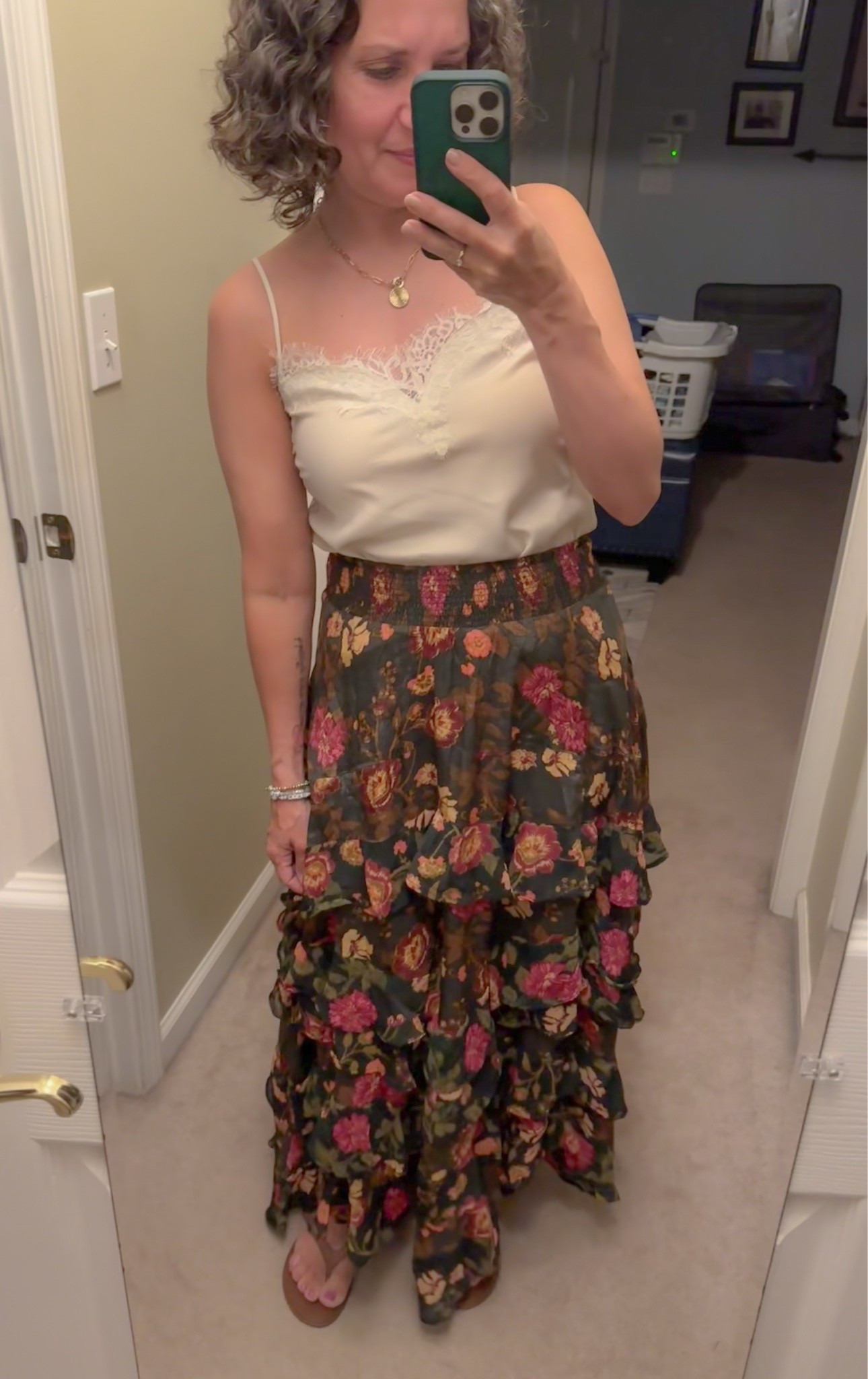 What I wore to a country ~ blue grass concert 🎵 Lace trimmed tank and Free People floral ruffle maxi skirt, both from the Nordstrom anniversary sale.
summer outfits over 40
Country concert outfits

#LTKdayinmylife #LTKSeasonal #LTKOver40