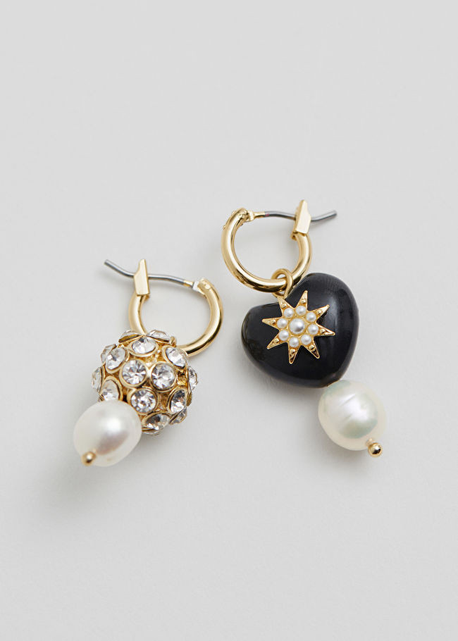 Mismatch Pearl Pendant Hoop Earrings | & Other Stories (EU + UK)