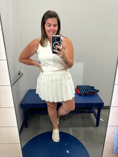 If you live in the south, you know light colors and moisture wicking fabric are your best friends! This set is from the Old Navy active line and I want this set in all colors! Both pieces run TTS and also come in several color options! This set is also 50% off with code FIFTY! 

#LTKMidsize #LTKFindsUnder50 #LTKSaleAlert