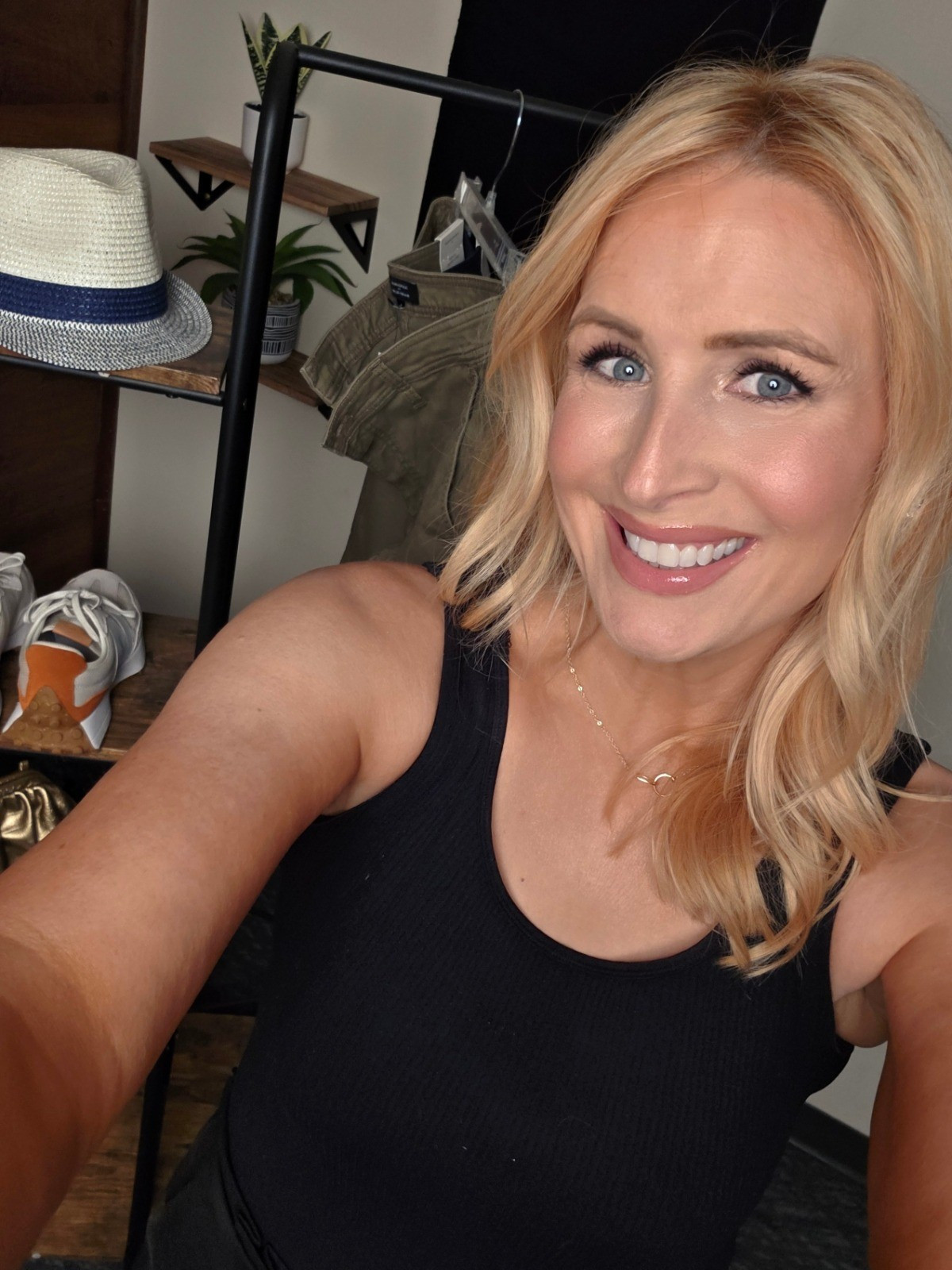 Travel episode outfit 

#LTKBeauty #LTKStyleTip #LTKTravel