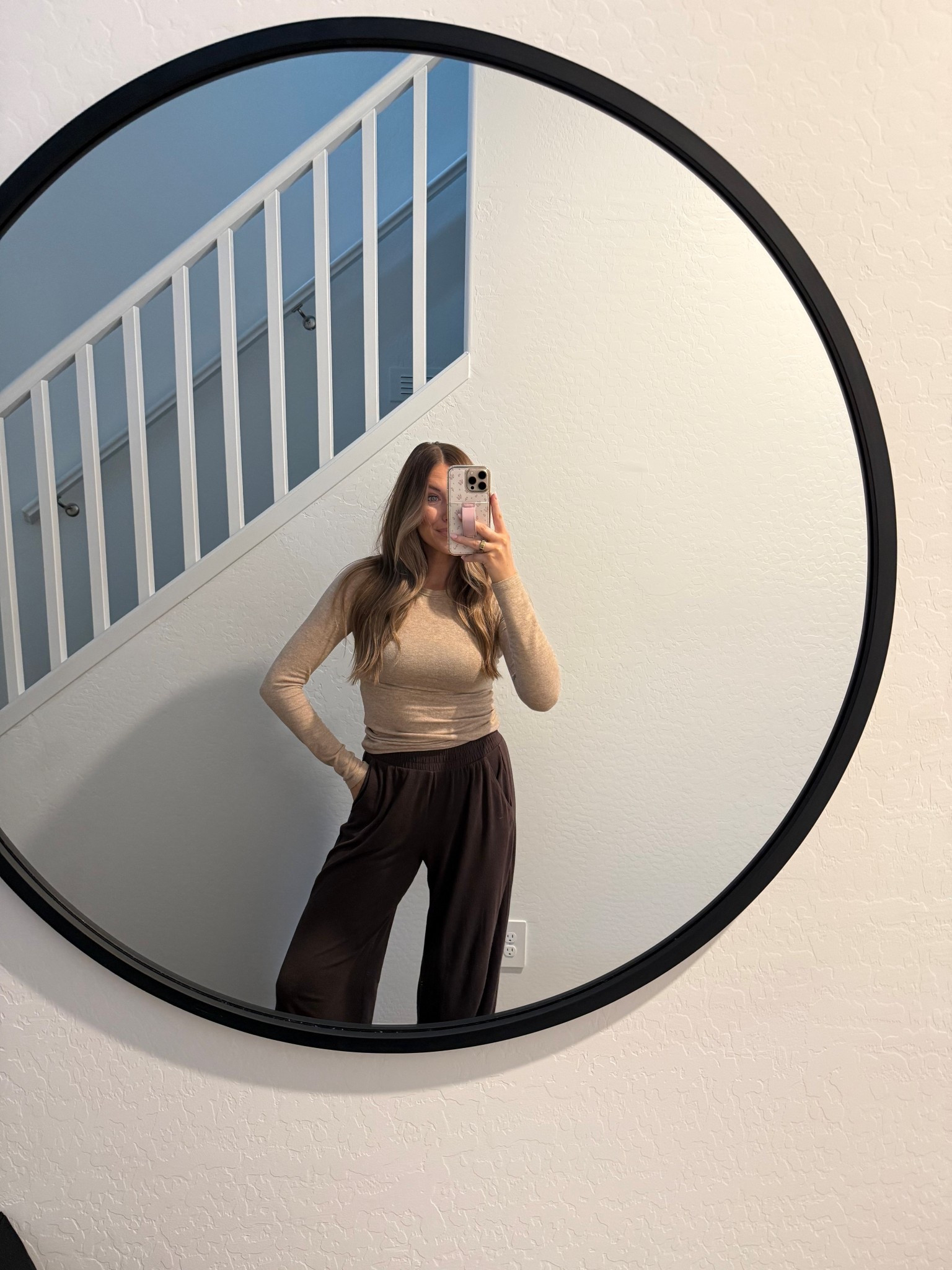 Today’s comfy outfit! Wearing a small long in pants and small in top 