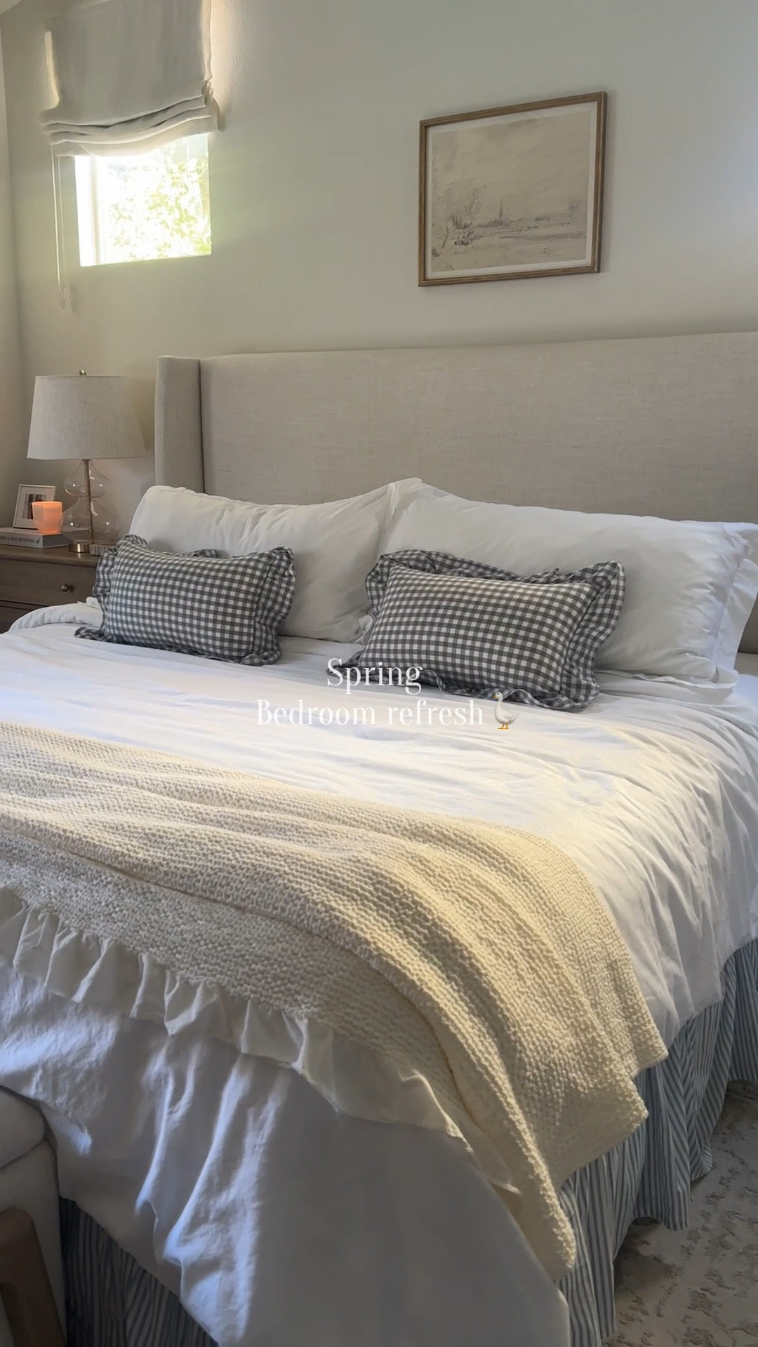 Spring bedroom decor🪿🩵

#bedroom#decor#spring 

#LTKHome #LTKSeasonal