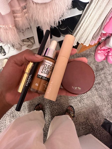 5 make up essentials for fall - tarte blush, maybelline foundation, ila mascara, chanel eyebrow pencil, & charlotte tilbury lipstick

#LTKfindsunder50 #LTKbeauty #LTKxPrime