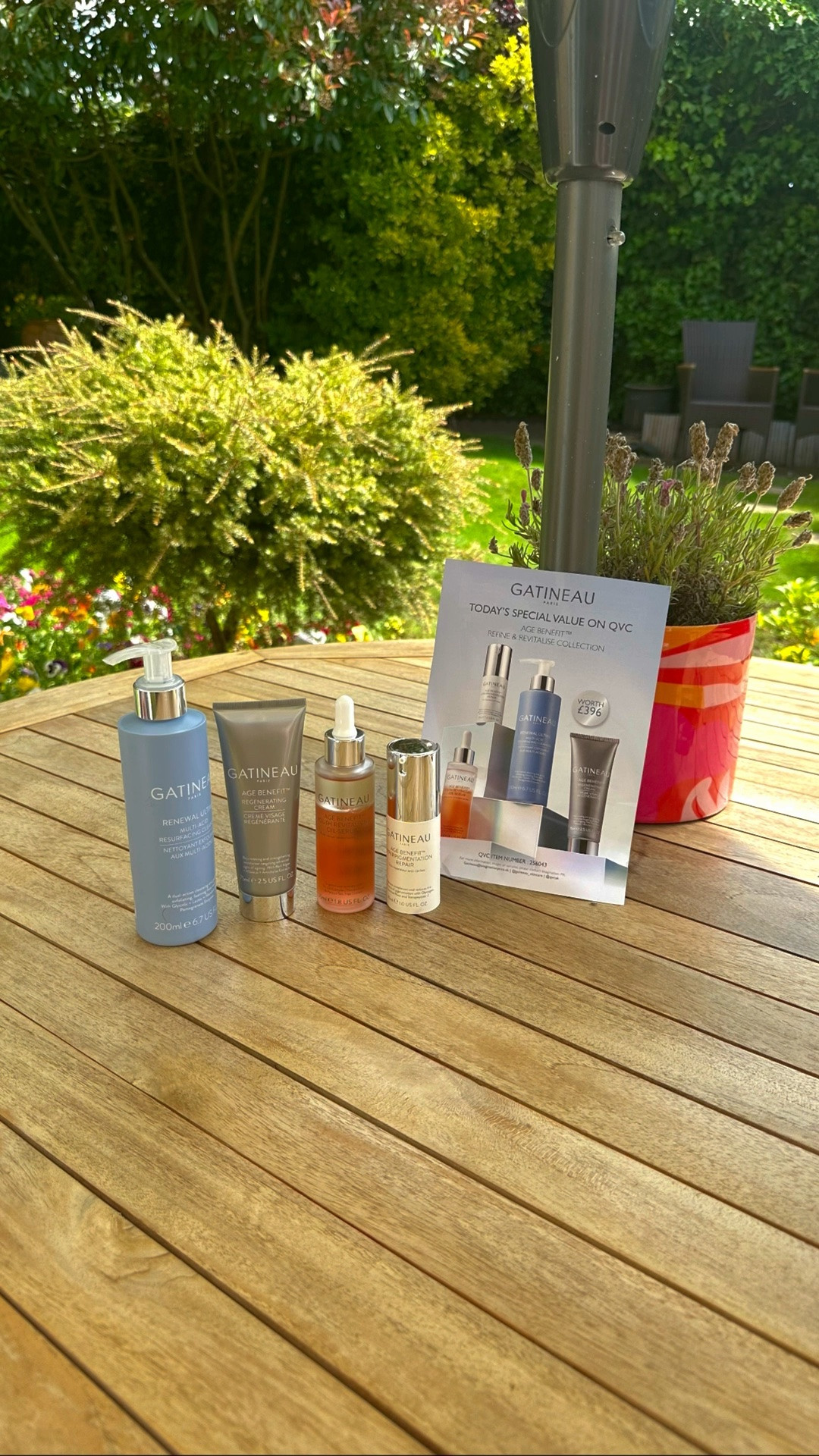 Gatineau Skincare / Age Benefit Refine & Revitalise Collection 

On offer at QVC for £79.95 (worth £396)

.. kindly gifted by brand 

#gatineau #skincare #beautyfaves #restorativeskincare

#LTKtravel #LTKbeauty #LTKluxury