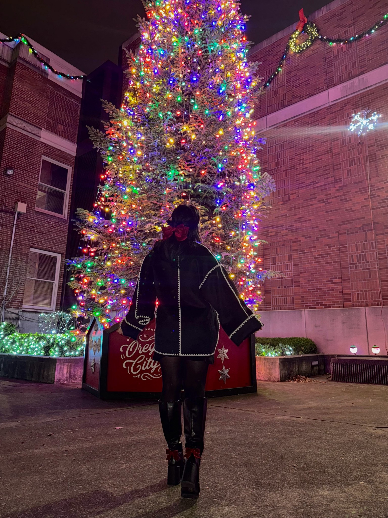 Winter outfit, bows, Christmas tree farm, boots, coat, jacket 

#LTKgrwm #LTKHoliday #LTKSeasonal