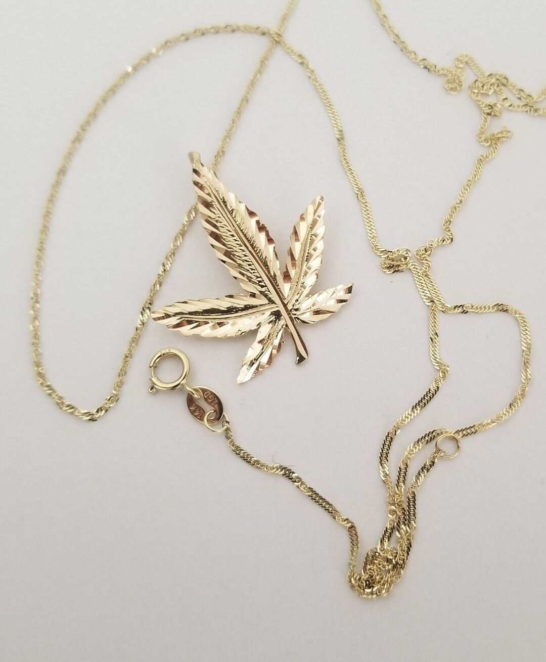 14K Yellow Gold Marijuana Leaf Charm Pendant for Chain or Necklace - Etsy | Etsy (US)