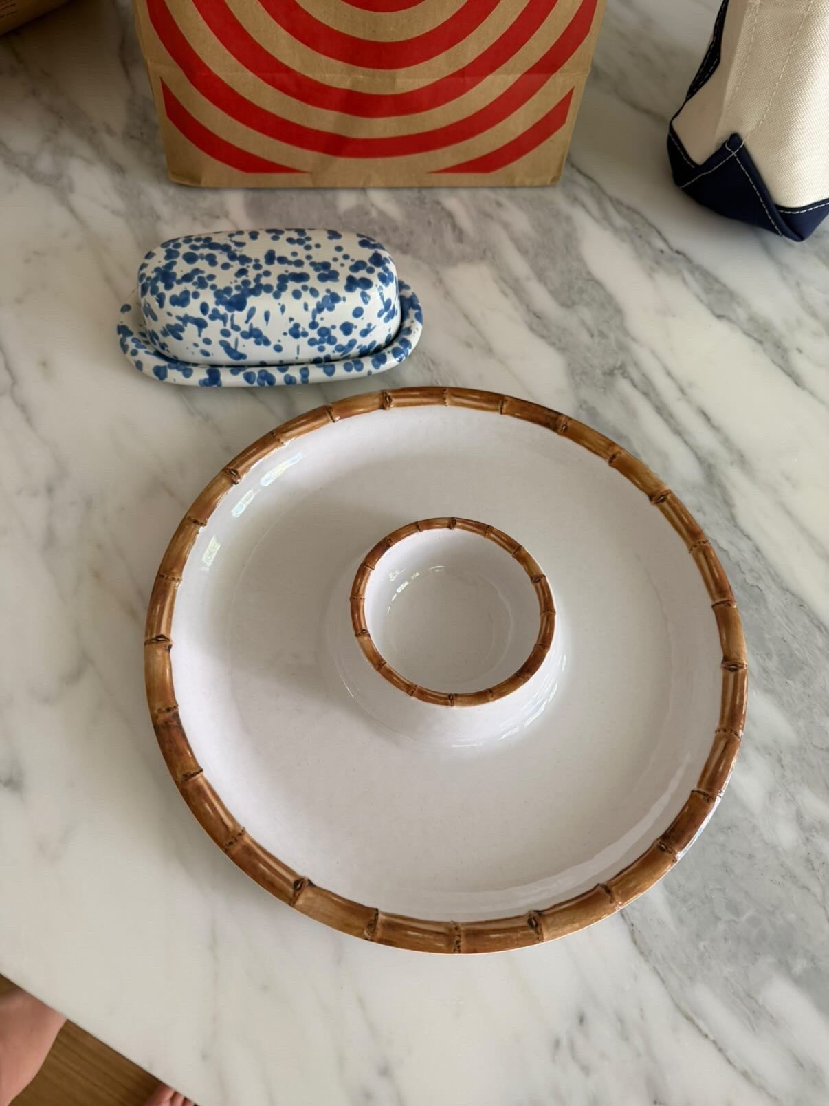 🎯 home finds!
Bought this cute melamine bamboo rimmed chip and dip bowl for $10! 

I’ve never owned a butter dish bc I simply could not find one I loved (lol) it was time. LOVE this one and it was $10

#LTKHome #LTKSeasonal