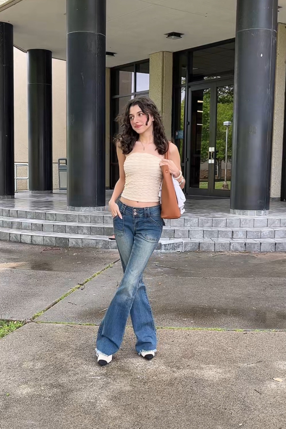 Outfit para ir a una date 😋☕️

#LTKbeauty #LTKstyletip #LTKU