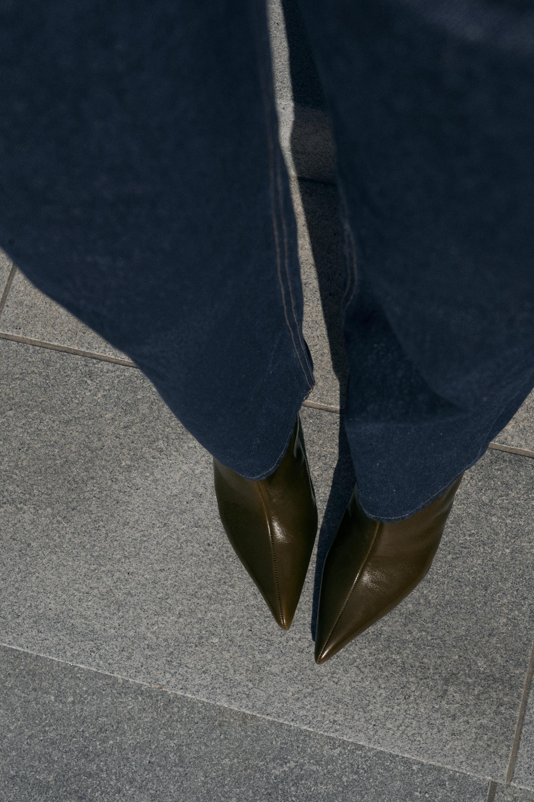 LEATHER CURVED HEEL ANKLE BOOTS | Zara US