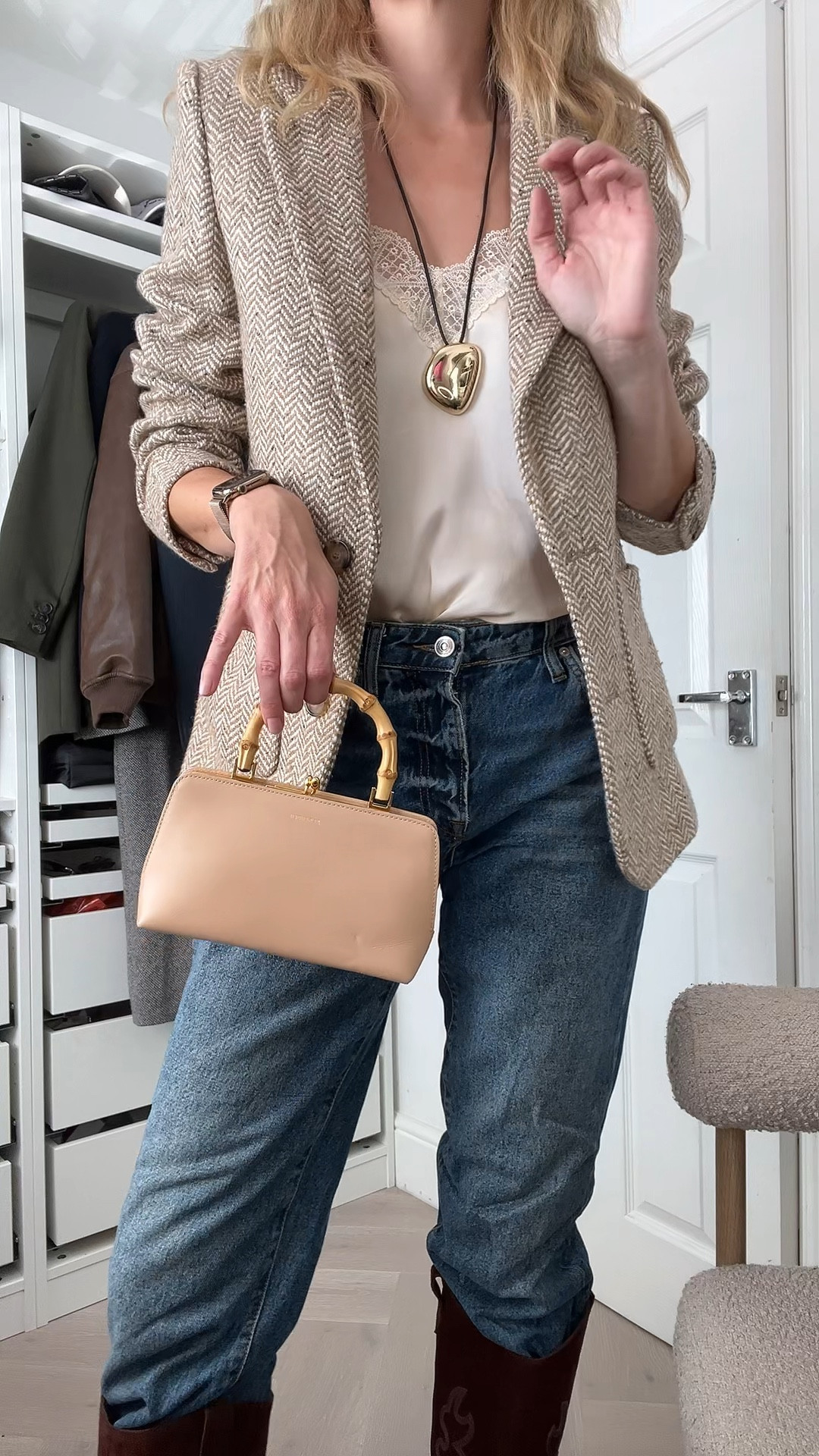 Autumn outfit, will blazer, Jill sander bag, straight jeans, long metal necklace, cami top, sezane paris, suede boots 

#LTKeurope #LTKautumn #LTKuk