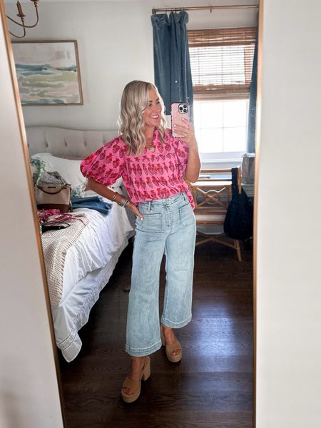The cutest (and comfy!) denim for spring! I love the light wash & wide, cropped leg. So soft & stretchy you could’ve even wear them for travel! Under $70 & SIGARPLUM10 for extra 10% off!

I’m in my regular 26, but they run a little big  

#LTKover40