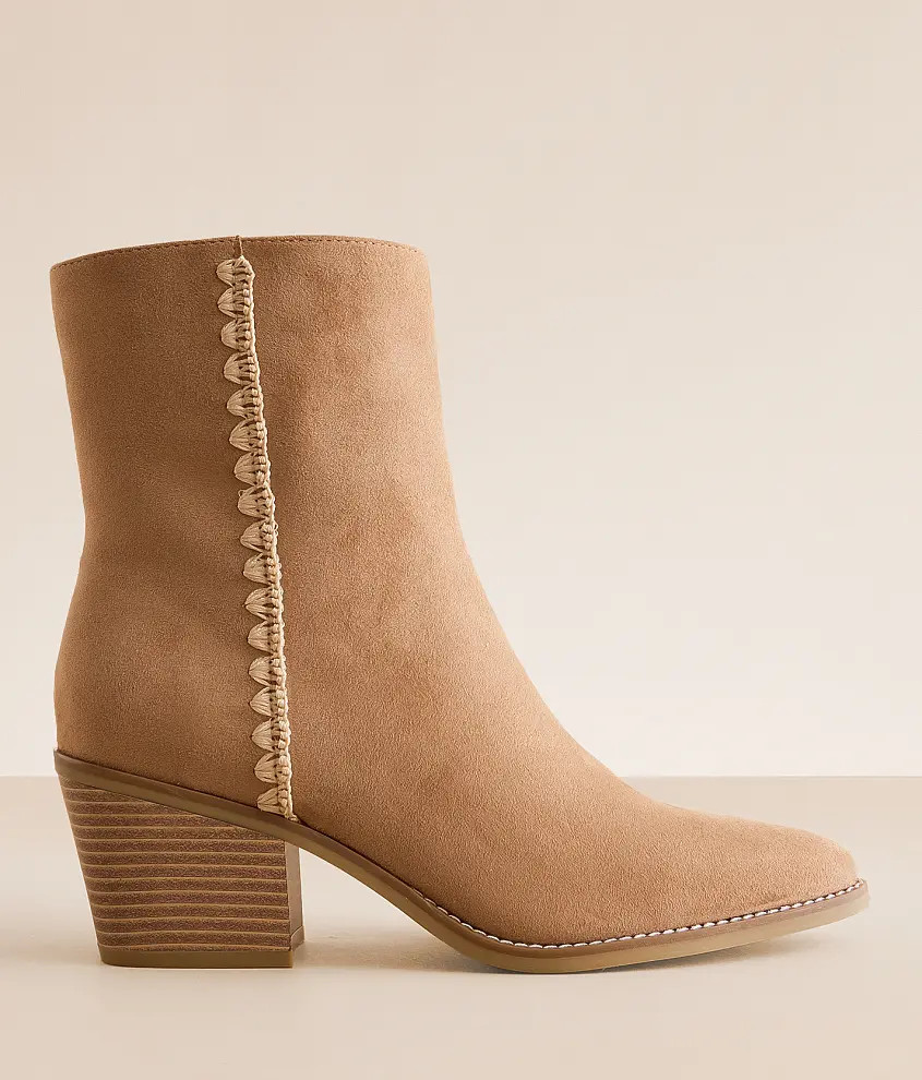 Sanddy Crochet Ankle Boot | Buckle
