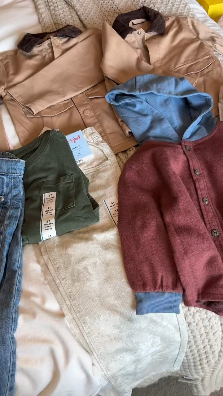 @Target toddler fall clothing haul 🍂 so many great pieces I can’t pick a favorite! The brown corduroy jacket isn’t online yet but added a couple from H&M in the mean time on the links saved here! 

#toddler #kids #fall #clothinghaul #jeans #jacket

#LTKmomlife #LTKKids #LTKvlog