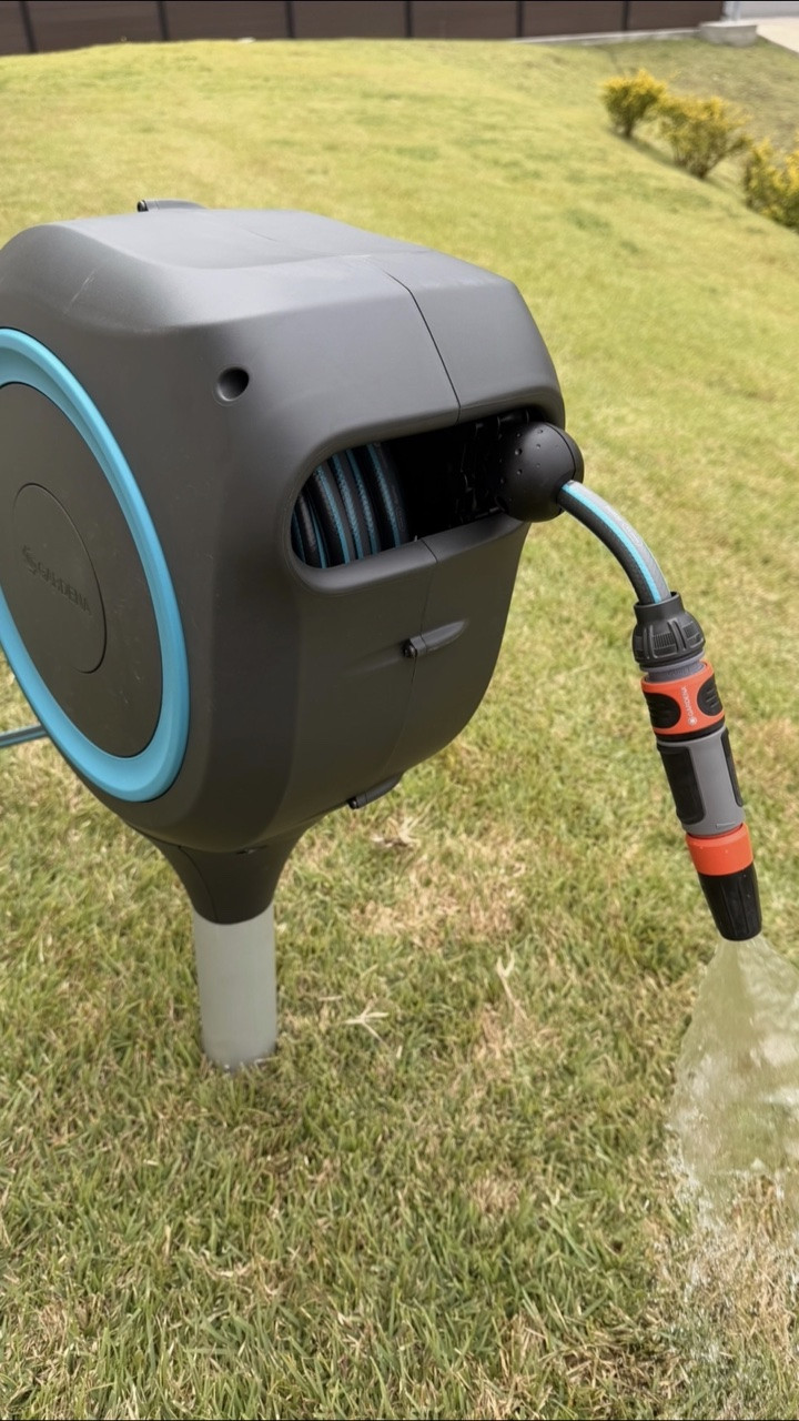 Retractable Garden Hose! This garden hose makes watering so much easier! It’s swivels 360 and automatically retract to keep everything organized.
##GardenHouse #OutdoorFines

#LTKHome
