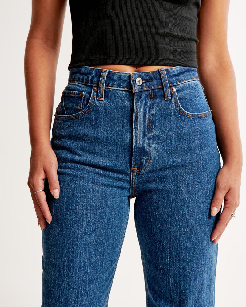 Women's Curve Love High Rise 90s Relaxed Jean | Women's Bottoms | Abercrombie.com | Abercrombie & Fitch (UK)