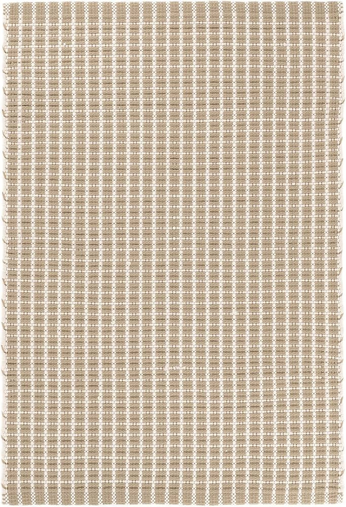 Dash and Albert Gridiron Indoor/Outdoor Area Rug - 6' x 9' Wheat Checkerboard Handwoven Accent Ru... | Amazon (US)