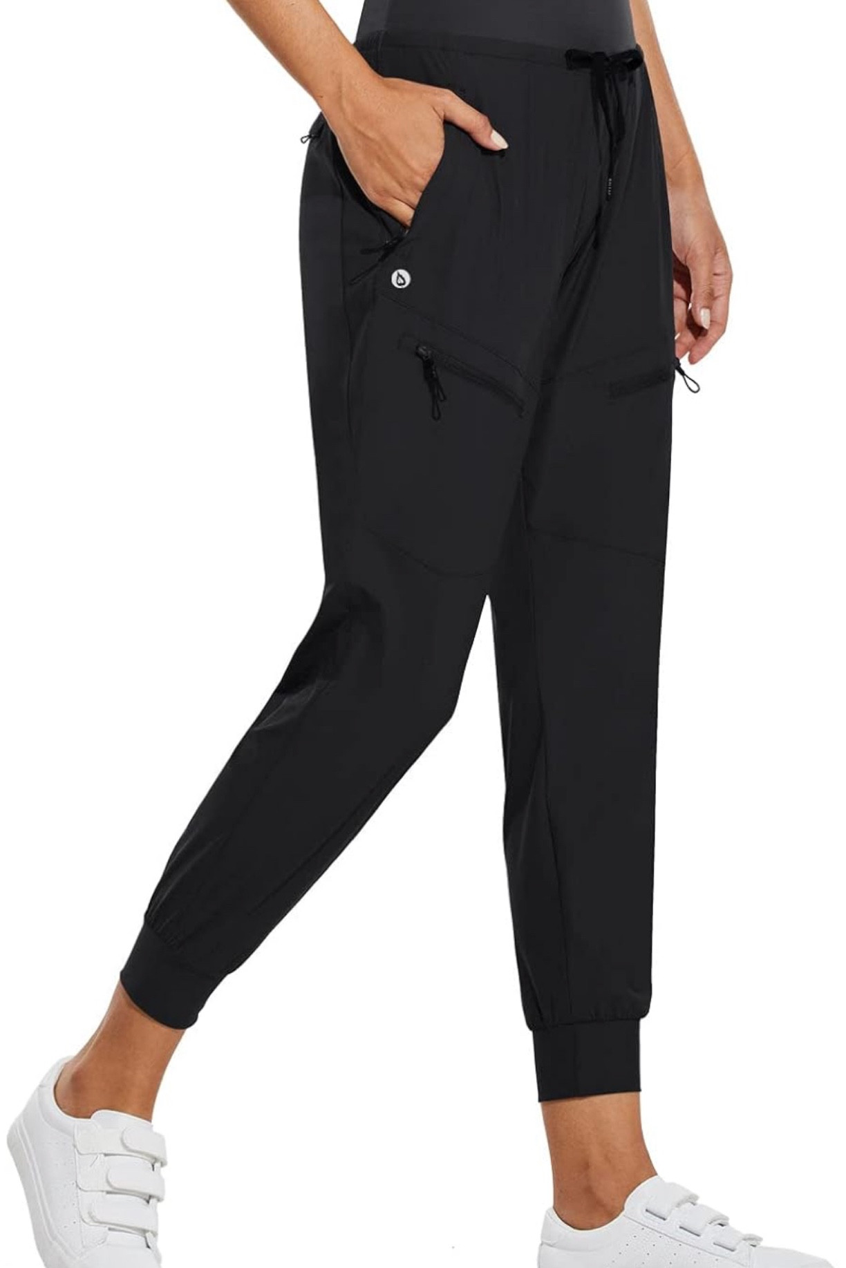 My favorite pants for travel, errands, hiking, being comfy and anything else I need to do. Love them more than my LuLu joggers 

#LTKMidsize #LTKTravel #LTKActive