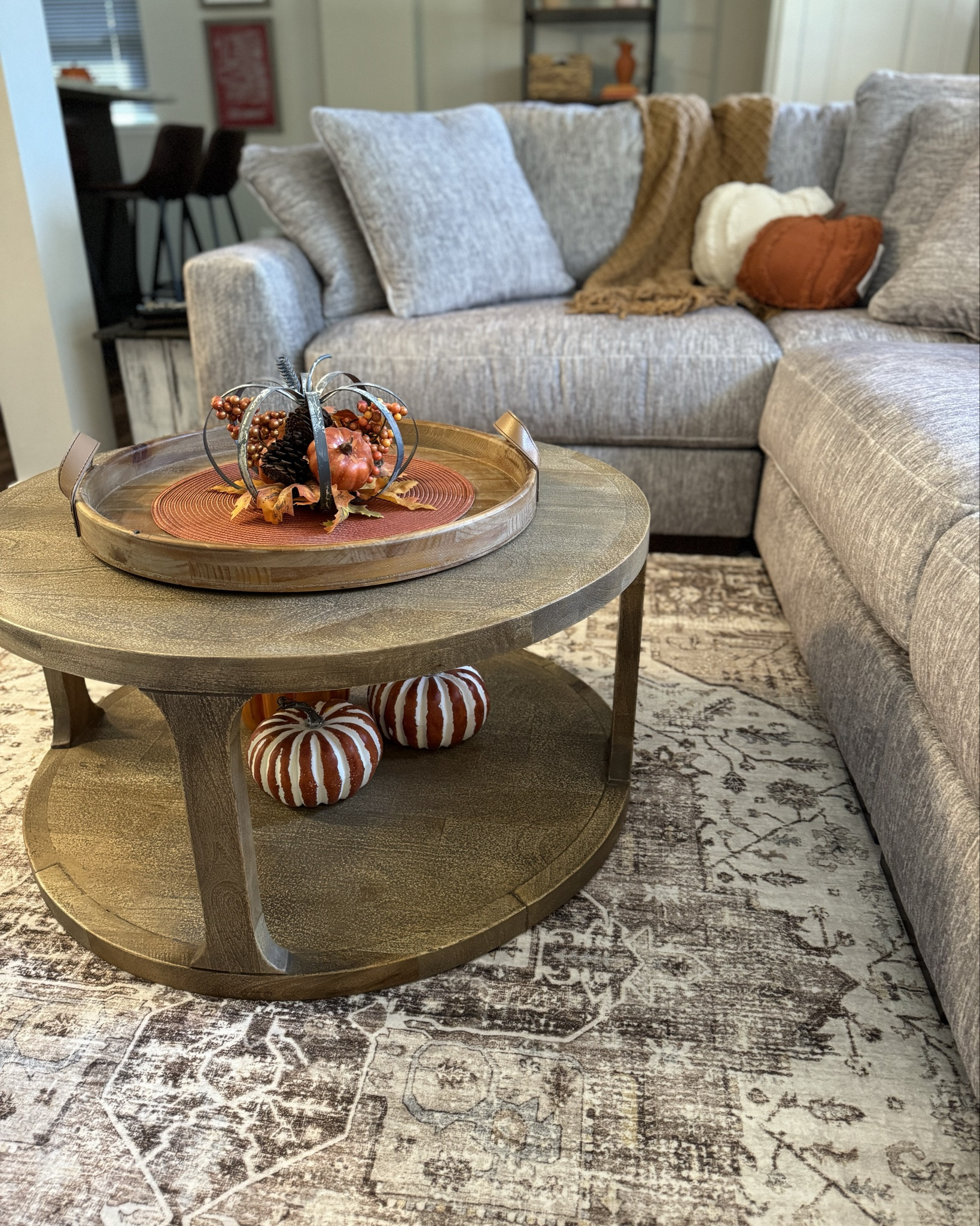 Home decor 
Living room decor 
 Coffee table 

#LTKSeasonal #LTKHome