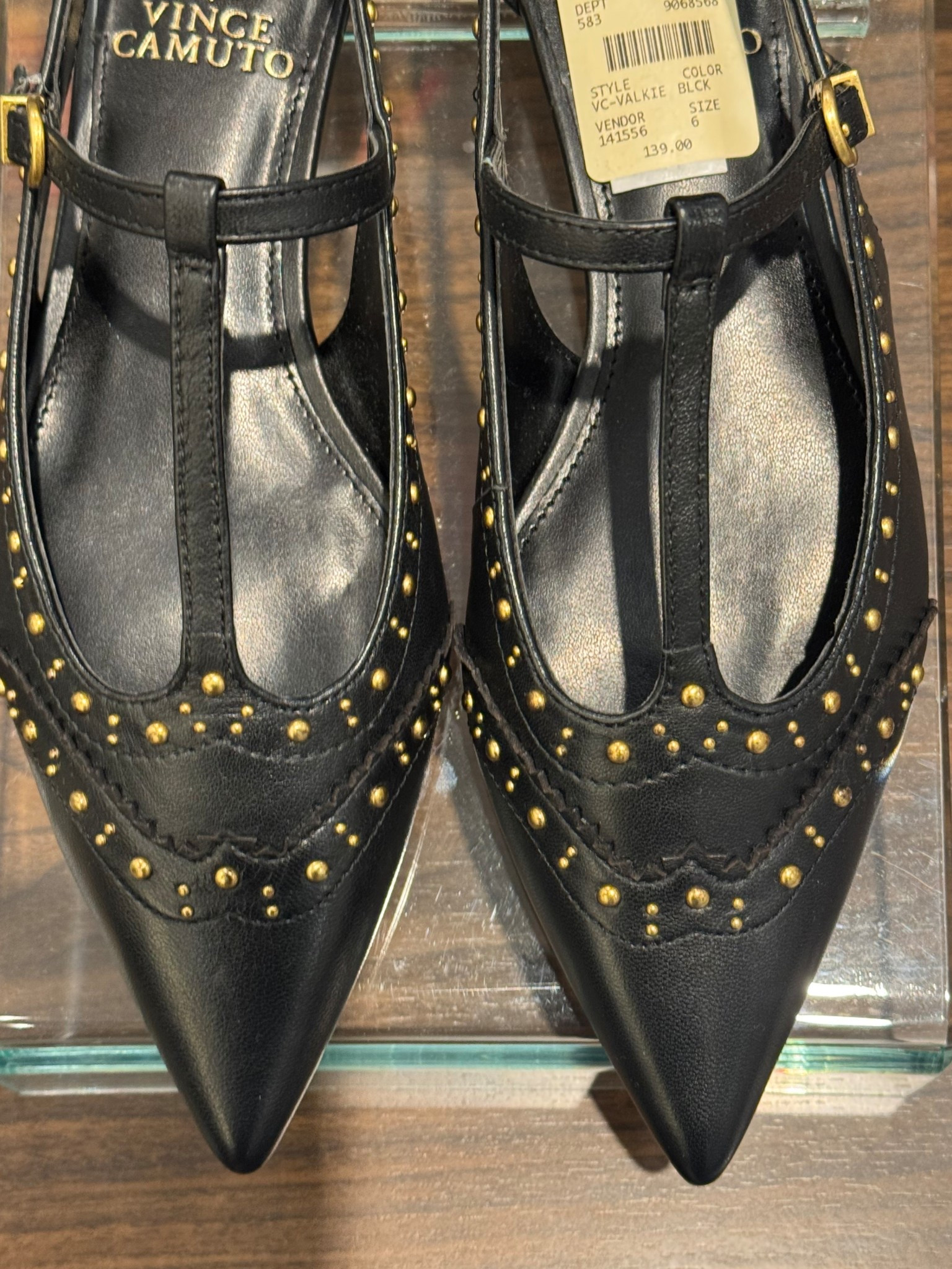 Holiday Heels x Sam Edelman 

More styles & colors tagged below!








#christmasshoes #heels #womensshoes #blackheels #90sstyle #vintage #holidayshoes #blackfriday

#LTKWorkwear #LTKHoliday