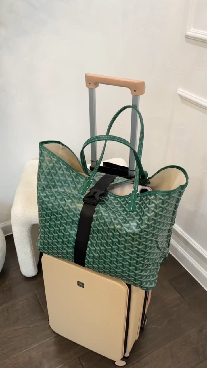 Amazon Travel Must Haves ✈️
+ a link to my idea list of all of my Amazon travel favorites!

#amazonfinds #amazontravel #amazonmusthaves #travelfinds

#LTKTravel #LTKFindsUnder100 #LTKFindsUnder50