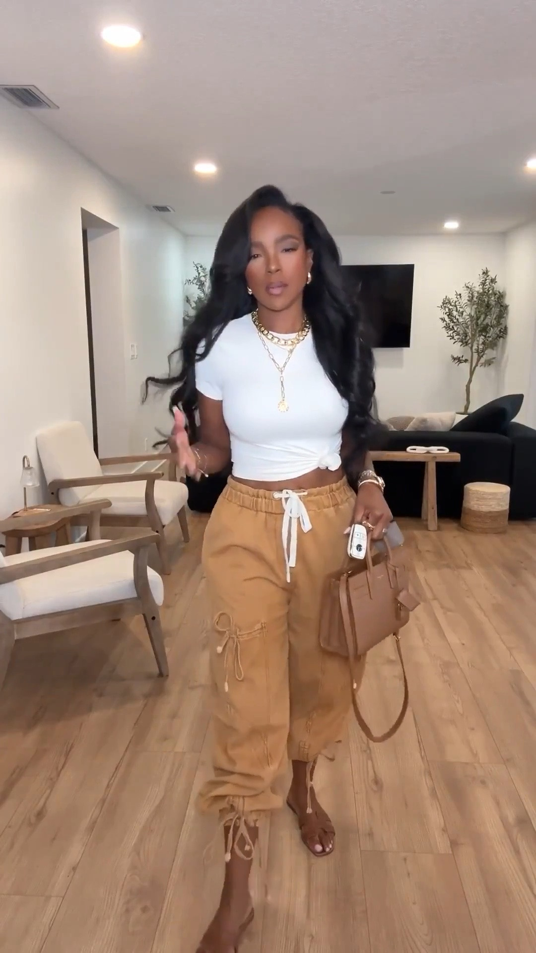 Everyday outfit✨ Everything from this look is linked below. 👇🏽

Wearing: Size Small | 5’4” | 140 lbs | 34D-27-40

📲   Download the FREE LTK app & follow me (@kirasfashionfinds) to shop all my daily finds.